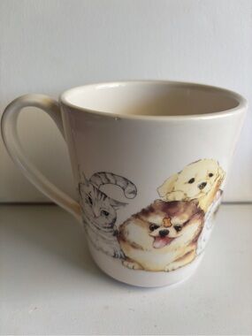 Mug/Pier 1 Cream Ceramic Mug with Puppy, Kitten & Pomeranian Illustrations